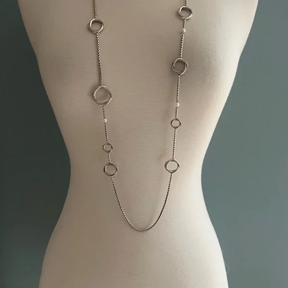 David Yurman Infinity Station Necklace With Cultured Pearls and Toggle Clasp - Picture 2 of 12